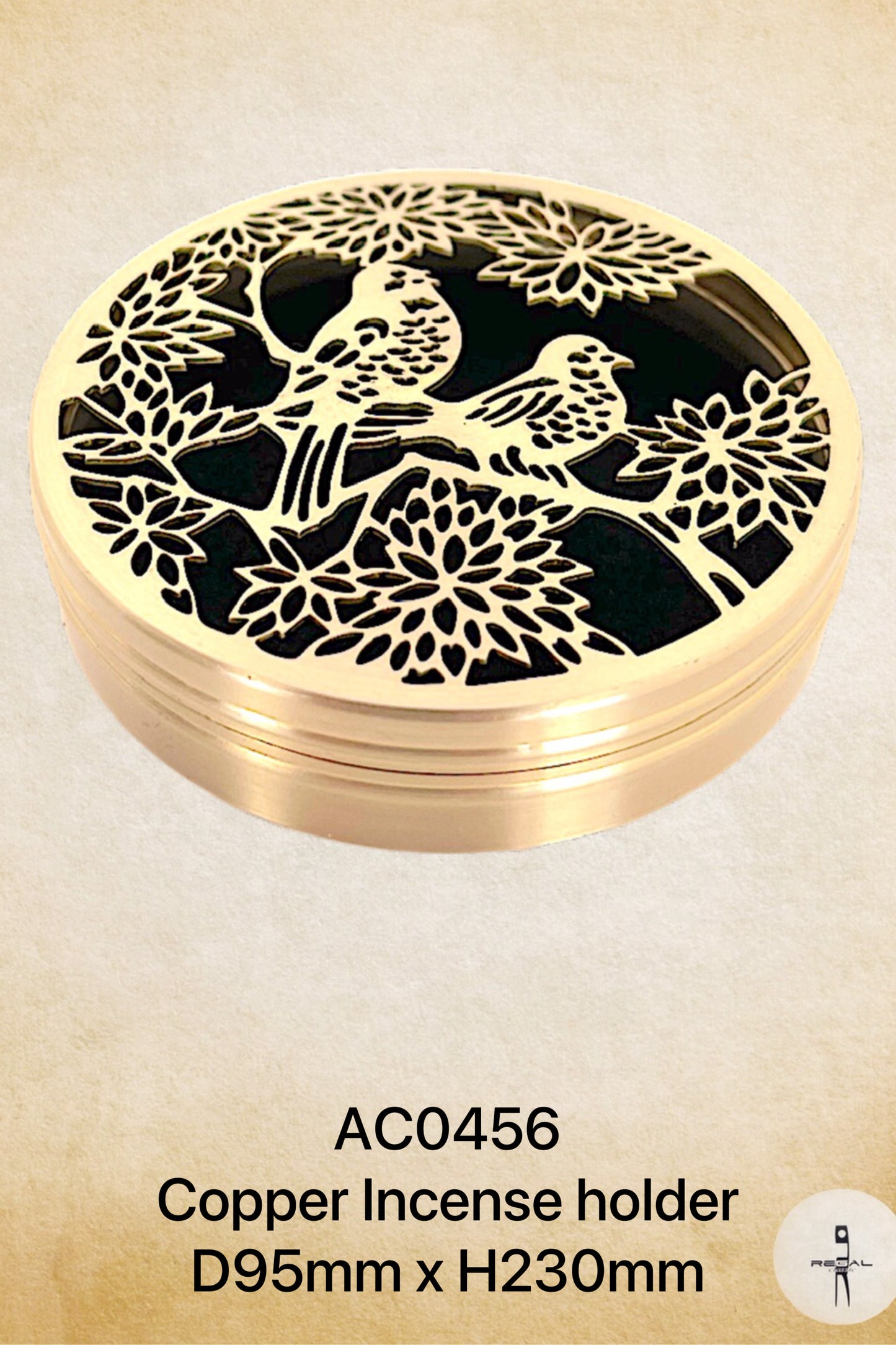 Pemegang Dupa Tembaga